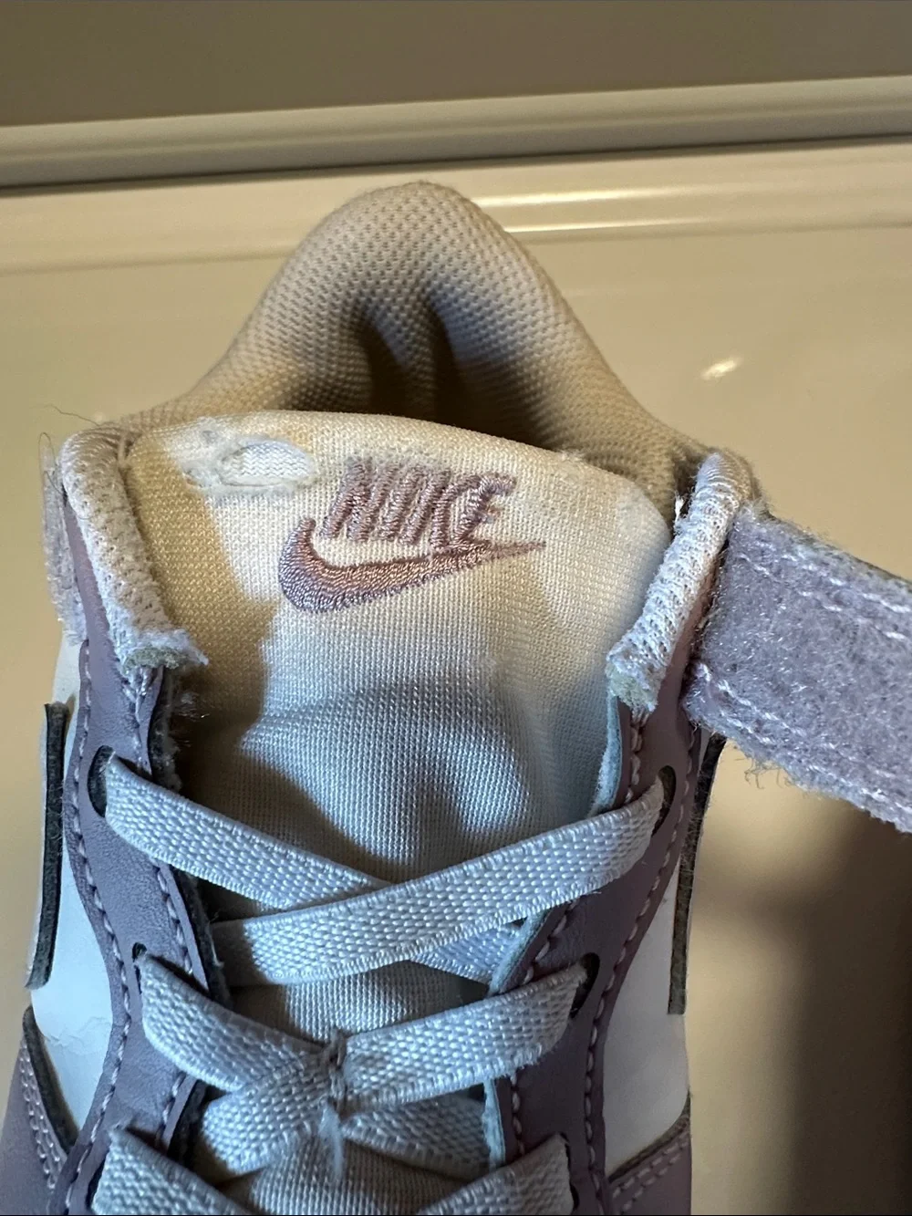 Nike Borough girls purple size 1